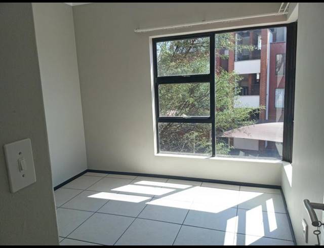 2 BEDROOM PROPERTY TO RENT IN GREENSTONE HILL